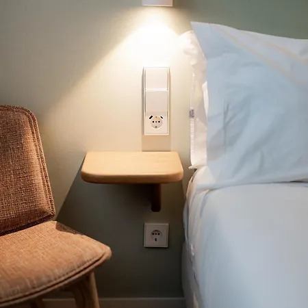 Nine Dots Azorean Art Boutique