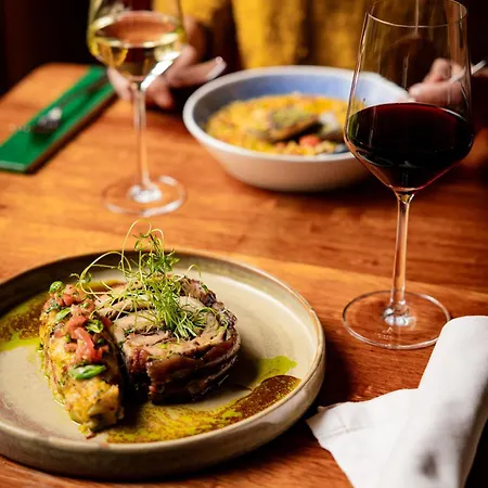 Nine Dots Azorean Art Boutique Ponta Delgada