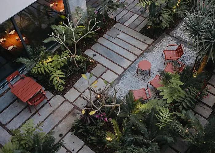 Nine Dots Azorean Art Boutique Πόντα Ντελγκάντα