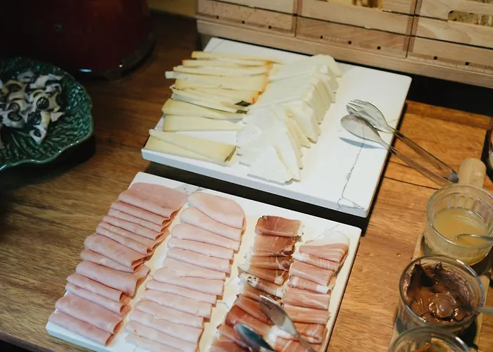 Nine Dots Azorean Art Boutique 4*