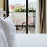 Otel Nine Dots Azorean Art Boutique 4*