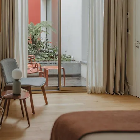 Nine Dots Azorean Art Boutique 4*