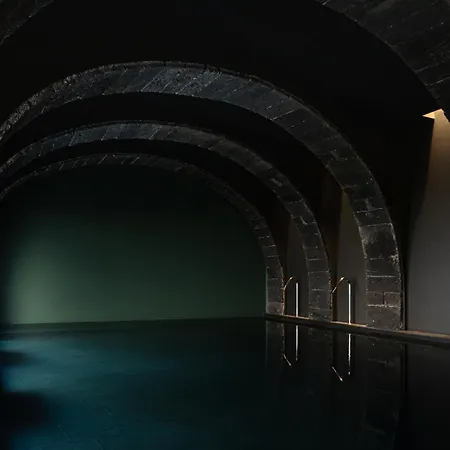 Nine Dots Azorean Art Boutique Hotel 4*