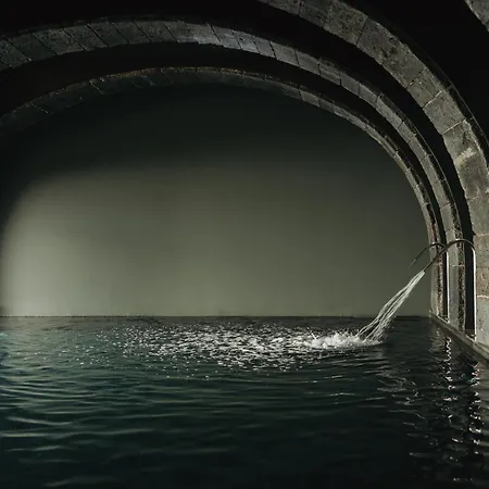 Nine Dots Azorean Art Boutique Ponta Delgada