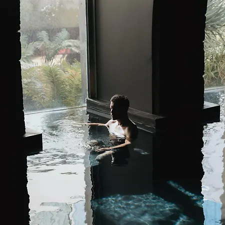 Nine Dots Azorean Art Boutique Ponta Delgada