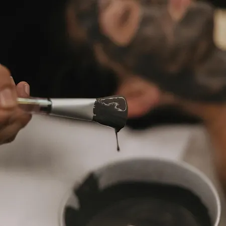 Nine Dots Azorean Art Boutique