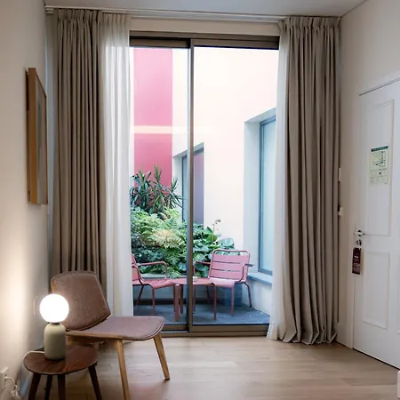 Nine Dots Azorean Art Boutique