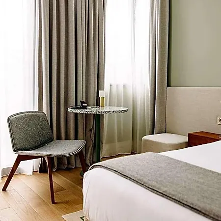 Nine Dots Azorean Art Boutique 4*