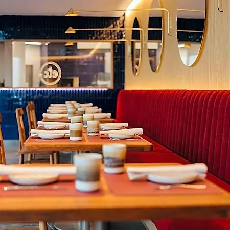 Nine Dots Azorean Art Boutique Hotel 4*