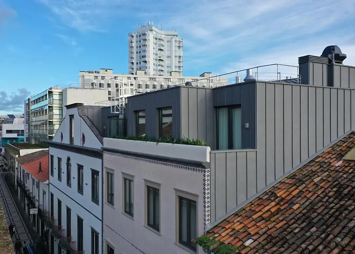 Nine Dots Azorean Art Boutique Hotel 4*