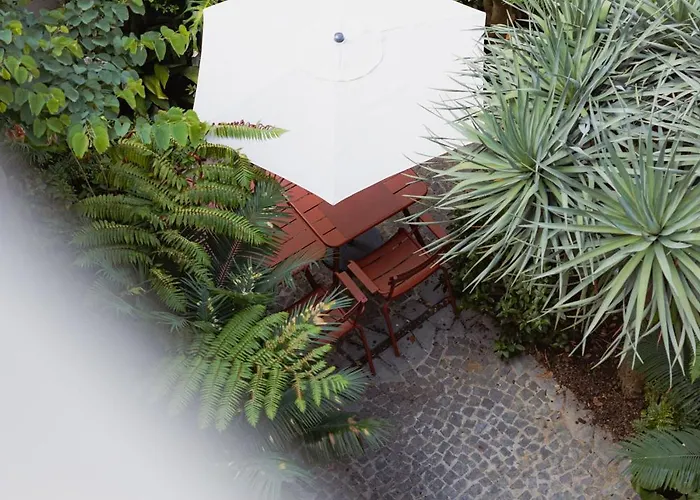 Nine Dots Azorean Art Boutique Hotel 4*