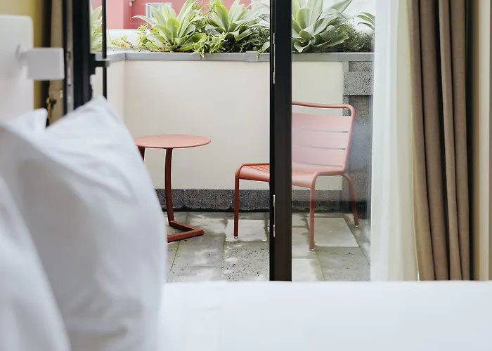 Hotel Nine Dots Azorean Art Boutique 4*