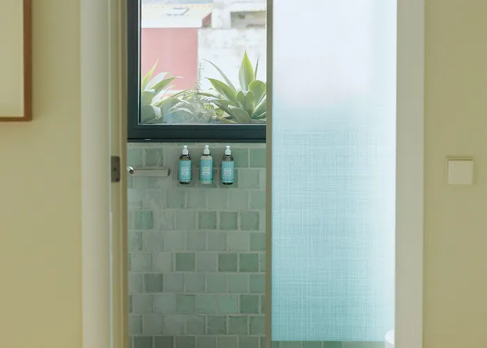 Hotel Nine Dots Azorean Art Boutique