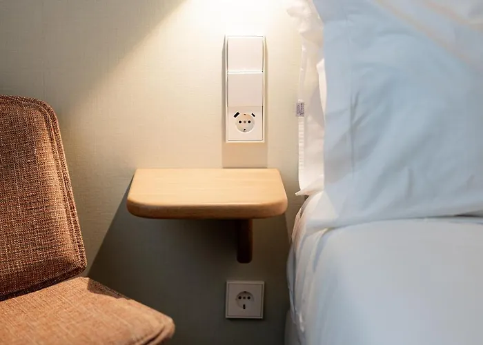 Nine Dots Azorean Art Boutique